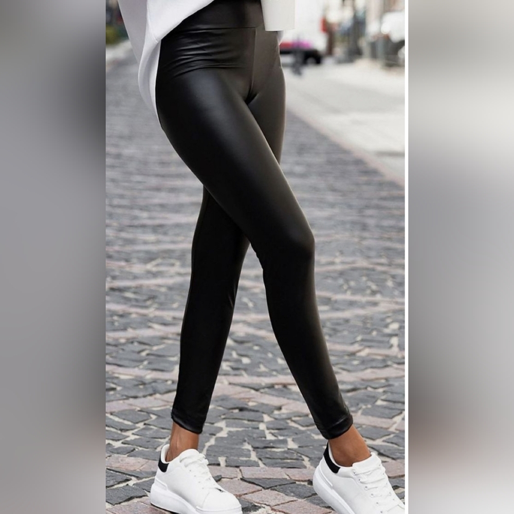 Lulu's Charcoal Faux Leather Leggings